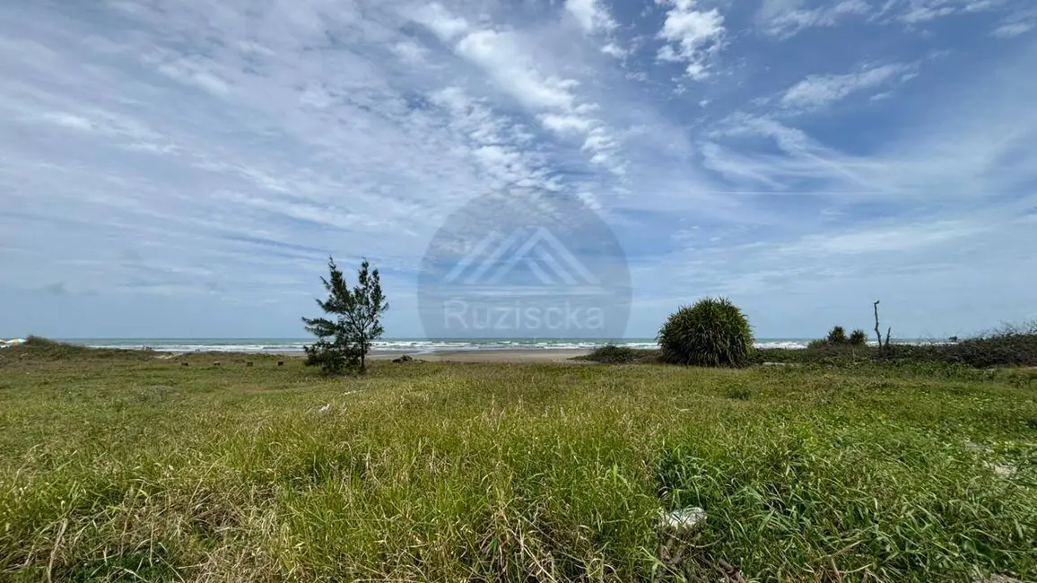 Foto 1 de Terreno / Lote à venda, 313m2 em Itanhaem - SP