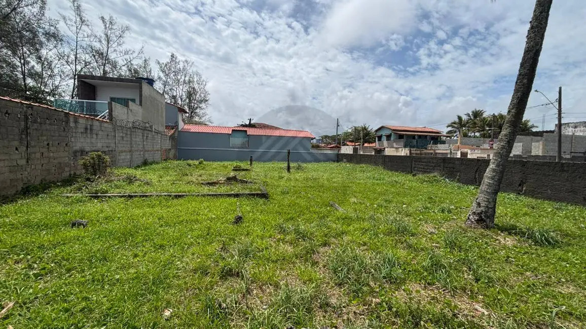 Foto 3 de Terreno / Lote à venda, 313m2 em Itanhaem - SP