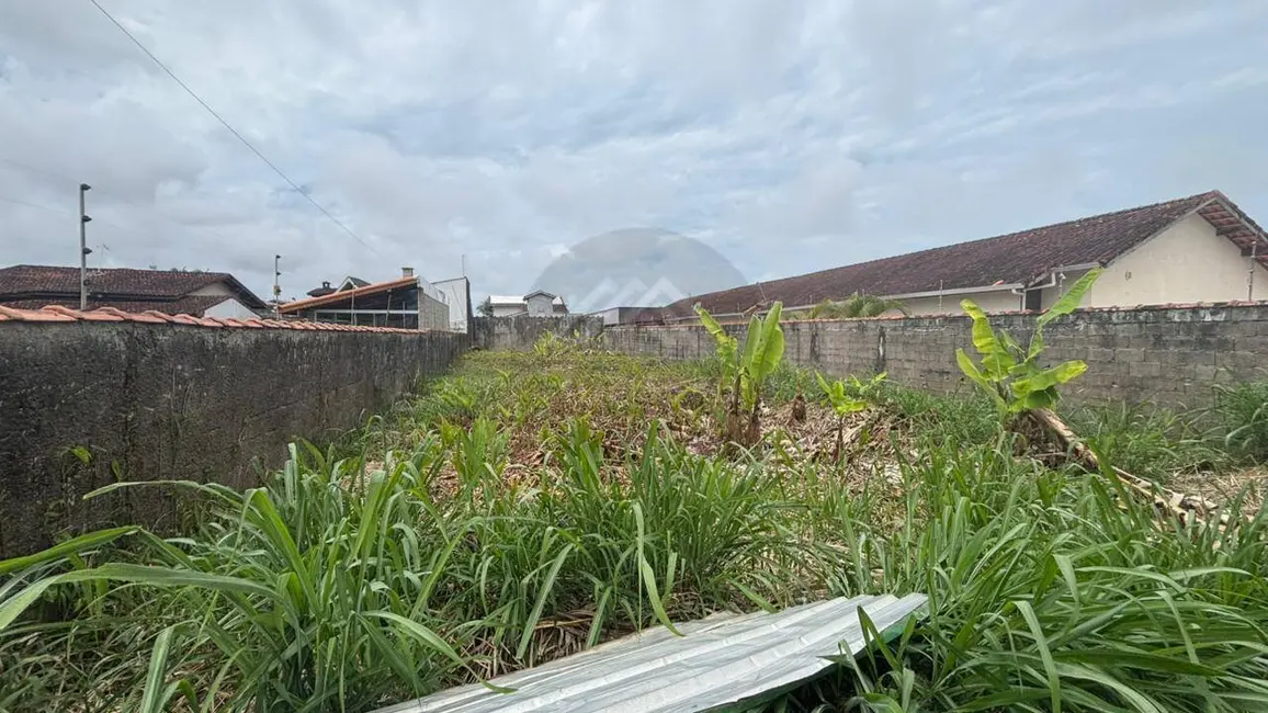 Foto 1 de Terreno / Lote à venda, 576m2 em Itanhaem - SP