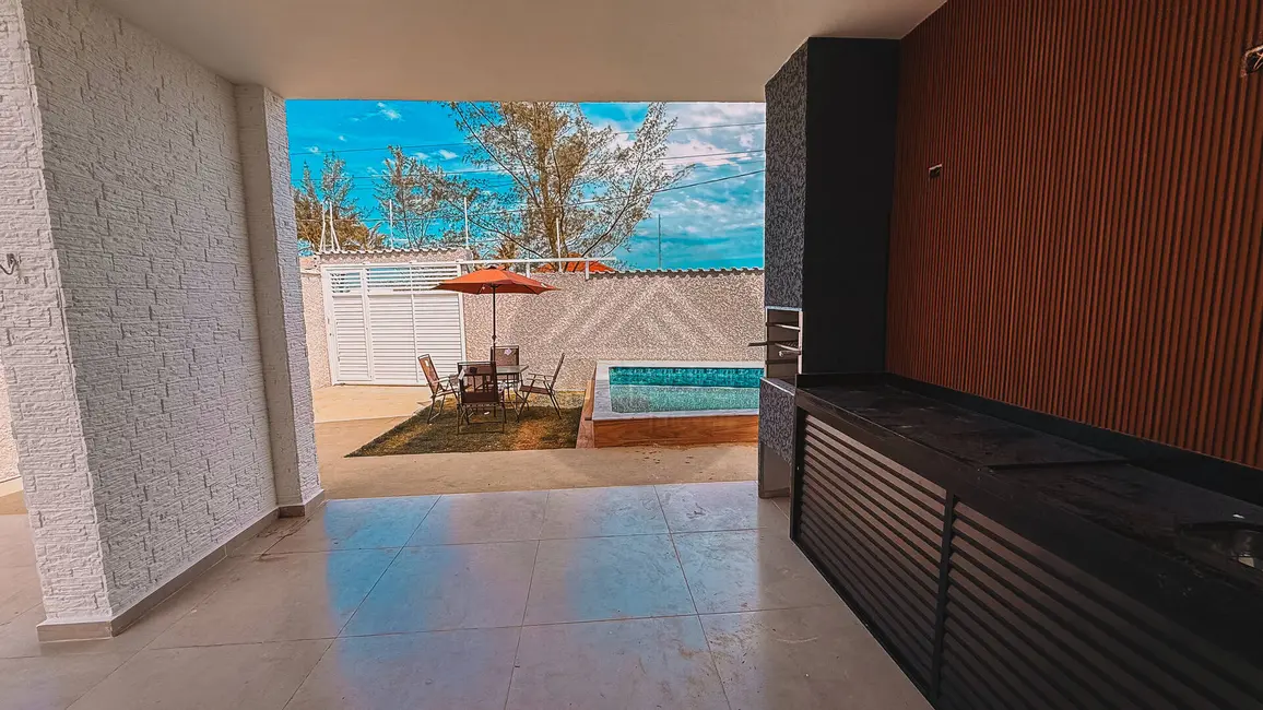 Foto 6 de Casa com 3 quartos à venda, 363m2 em Itanhaem - SP