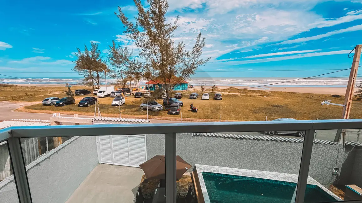 Foto 1 de Casa com 3 quartos à venda, 363m2 em Itanhaem - SP