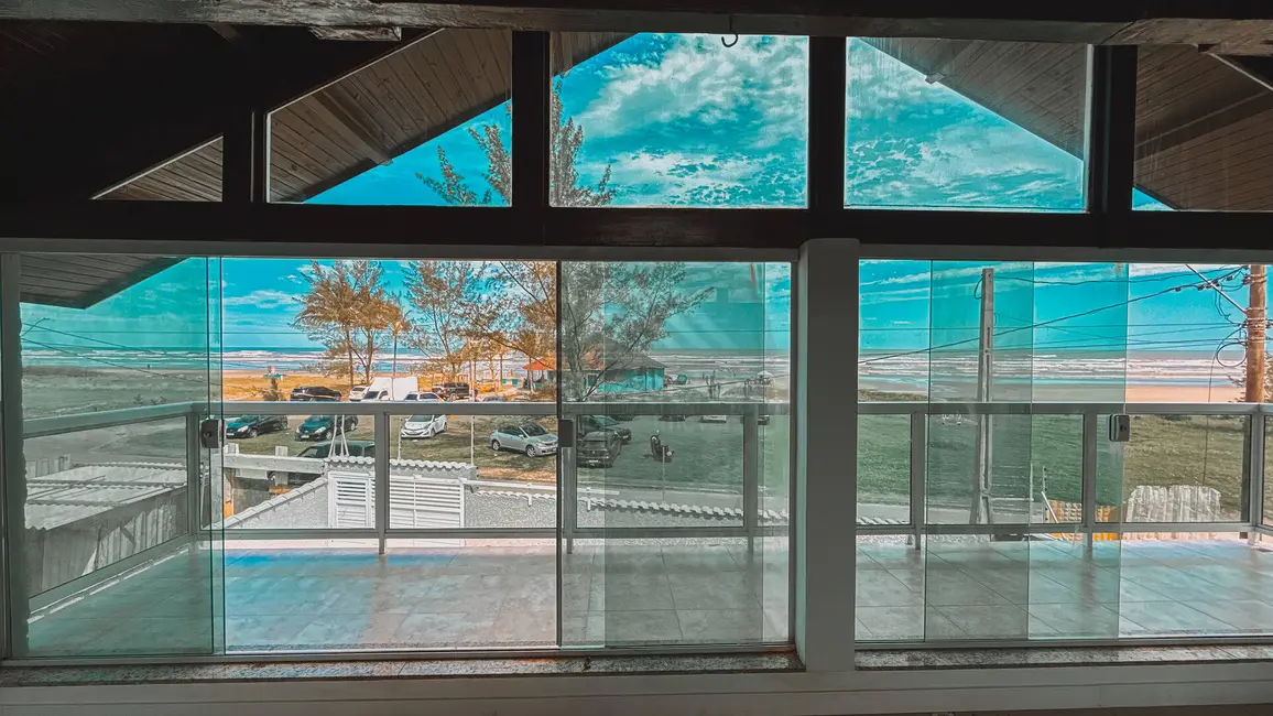 Foto 8 de Casa com 3 quartos à venda, 363m2 em Itanhaem - SP