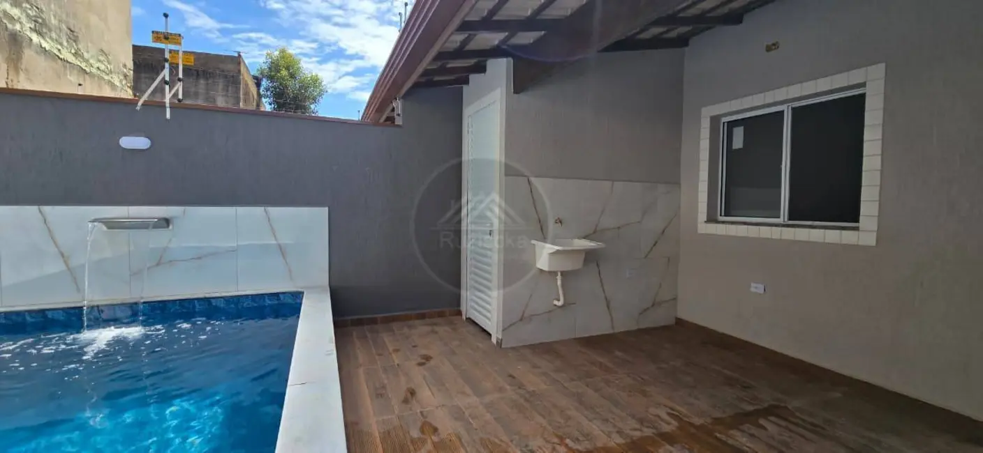 Foto 7 de Casa com 2 quartos à venda, 140m2 em Itanhaem - SP