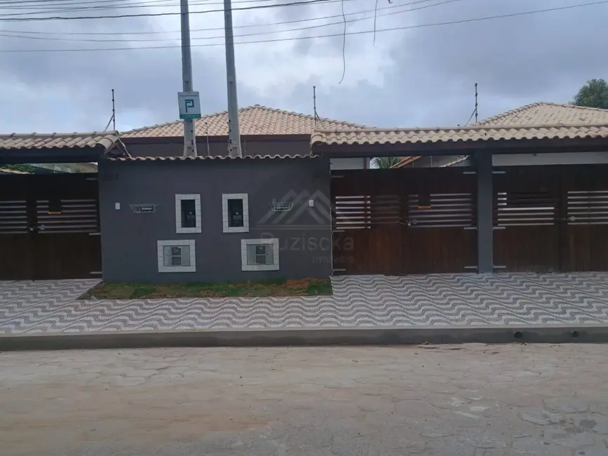 Foto 1 de Casa com 2 quartos à venda, 140m2 em Itanhaem - SP
