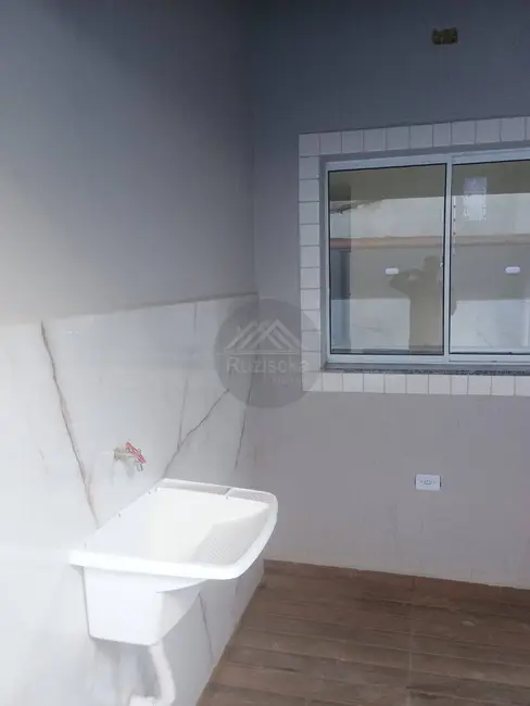 Foto 6 de Casa com 2 quartos à venda, 140m2 em Itanhaem - SP