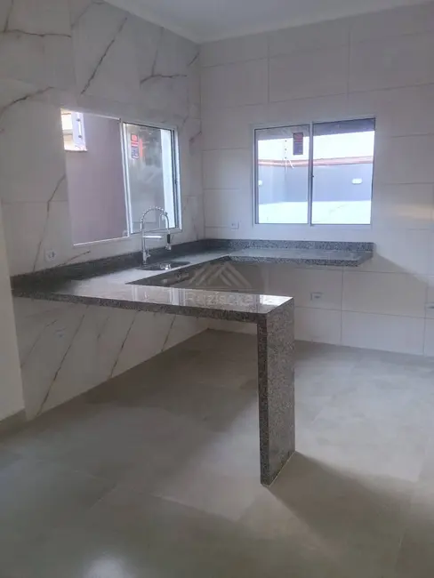 Foto 7 de Casa com 2 quartos à venda, 140m2 em Itanhaem - SP