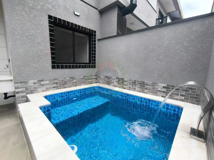 Foto 6 de Casa de Condomínio com 2 quartos à venda, 79m2 em Itanhaem - SP