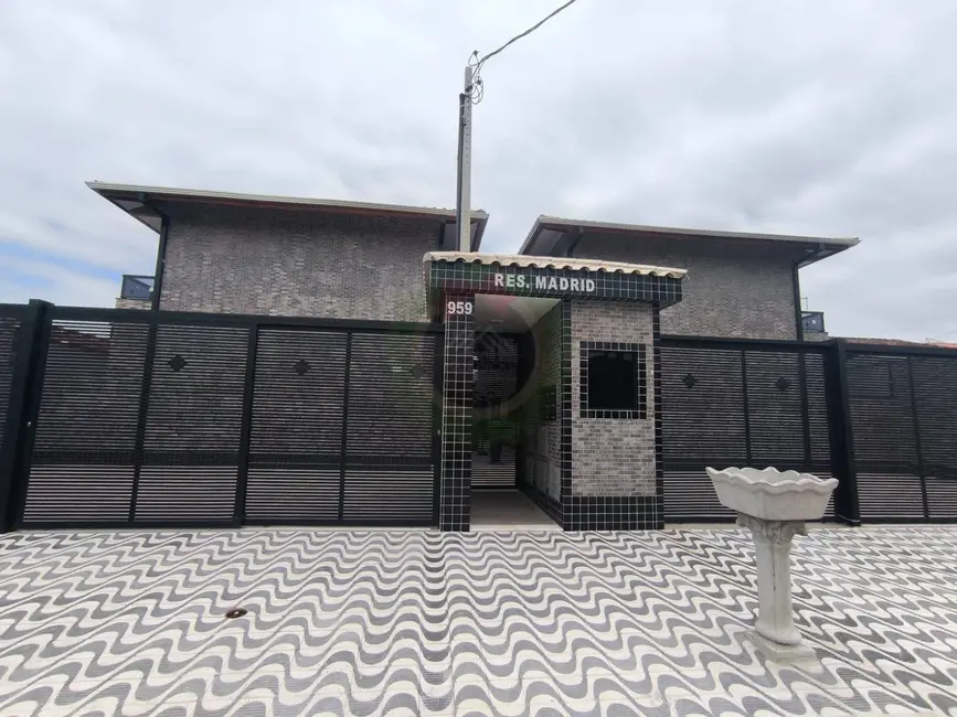 Foto 2 de Casa de Condomínio com 2 quartos à venda, 79m2 em Itanhaem - SP
