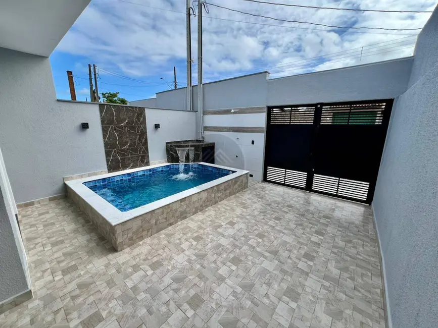 Foto 8 de Casa com 2 quartos à venda, 126m2 em Centro, Mongagua - SP