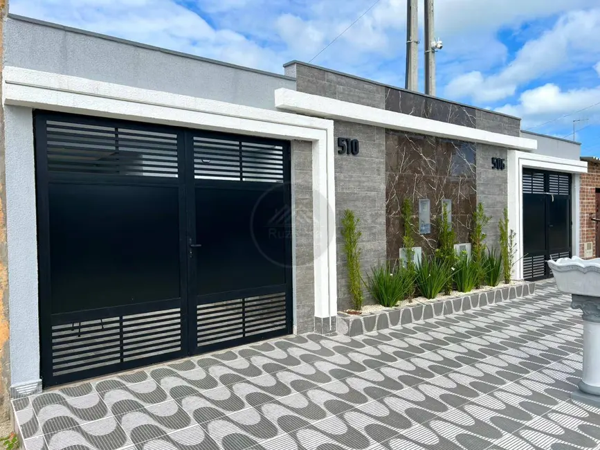 Foto 2 de Casa com 2 quartos à venda, 126m2 em Centro, Mongagua - SP