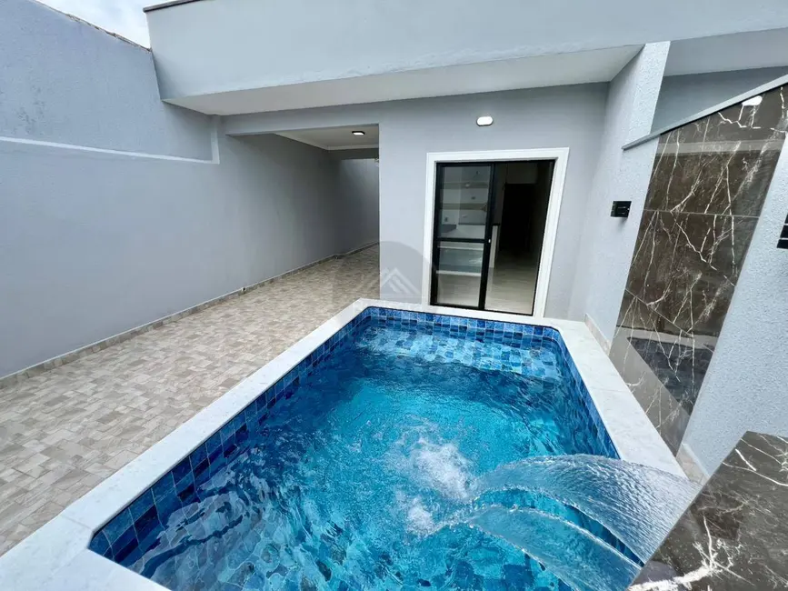 Foto 9 de Casa com 2 quartos à venda, 126m2 em Centro, Mongagua - SP