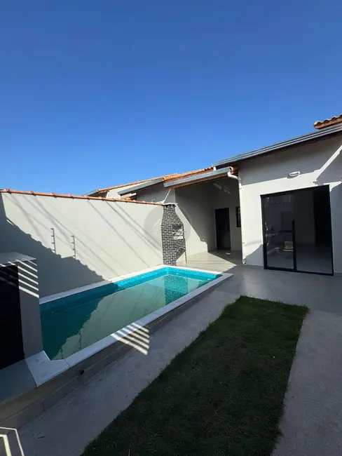Foto 1 de Casa com 2 quartos à venda, 125m2 em Itanhaem - SP