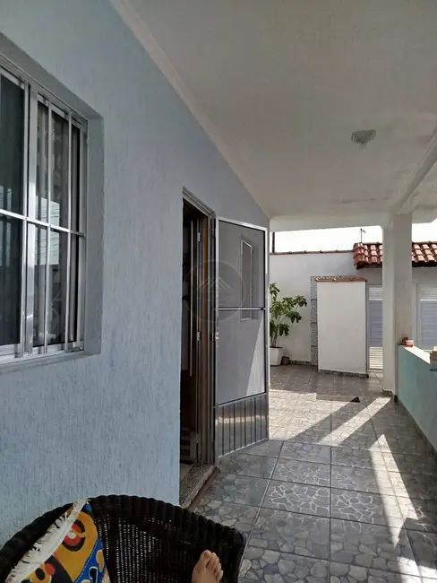 Foto 2 de Casa com 4 quartos à venda, 280m2 em Itanhaem - SP