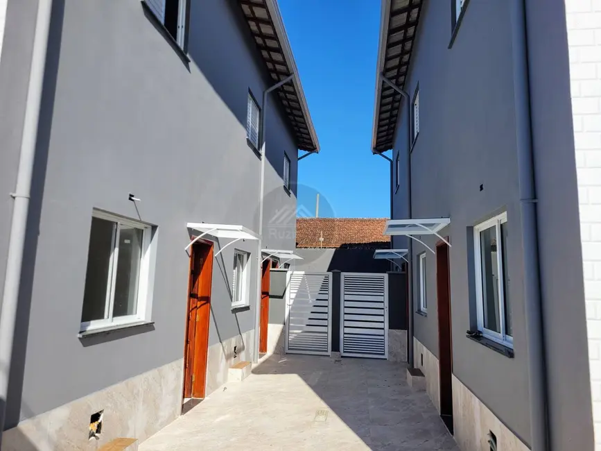 Foto 2 de Casa de Condomínio com 2 quartos à venda em Itanhaem - SP