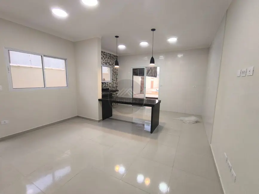 Foto 9 de Casa com 2 quartos à venda, 210m2 em Itanhaem - SP