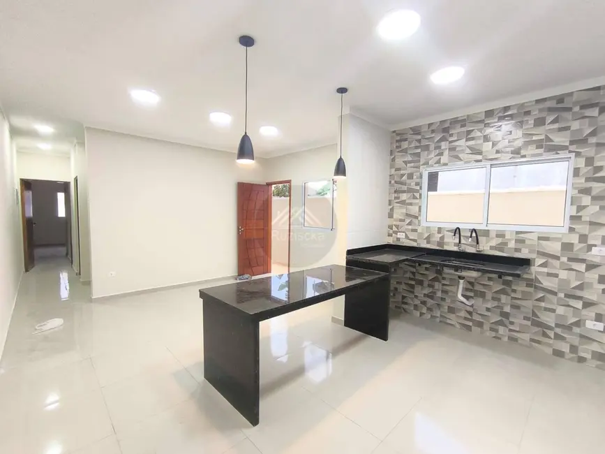 Foto 7 de Casa com 2 quartos à venda, 210m2 em Itanhaem - SP