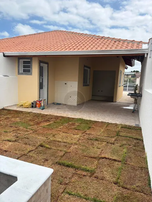 Foto 3 de Casa com 2 quartos à venda, 180m2 em Itanhaem - SP