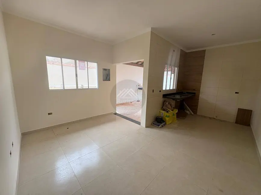 Foto 4 de Casa com 2 quartos à venda, 180m2 em Itanhaem - SP