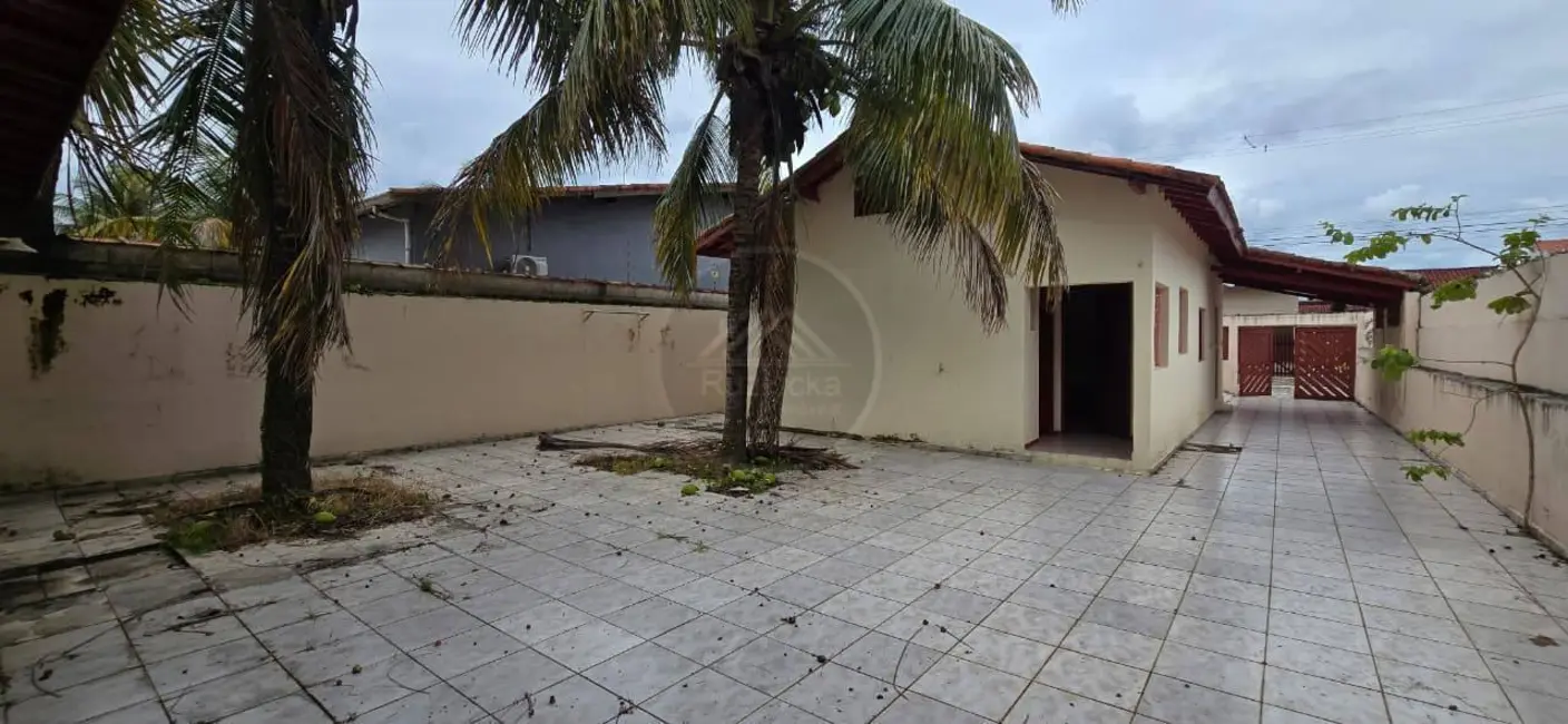 Foto 5 de Casa com 3 quartos à venda, 303m2 em Itanhaem - SP