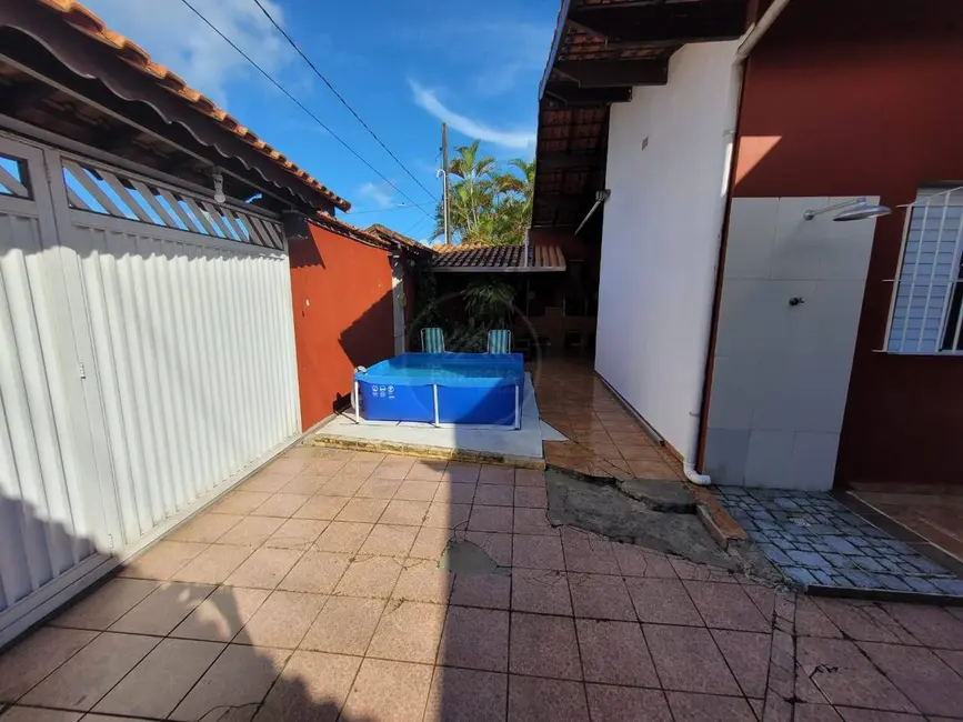 Foto 9 de Casa com 4 quartos à venda, 310m2 em Itanhaem - SP