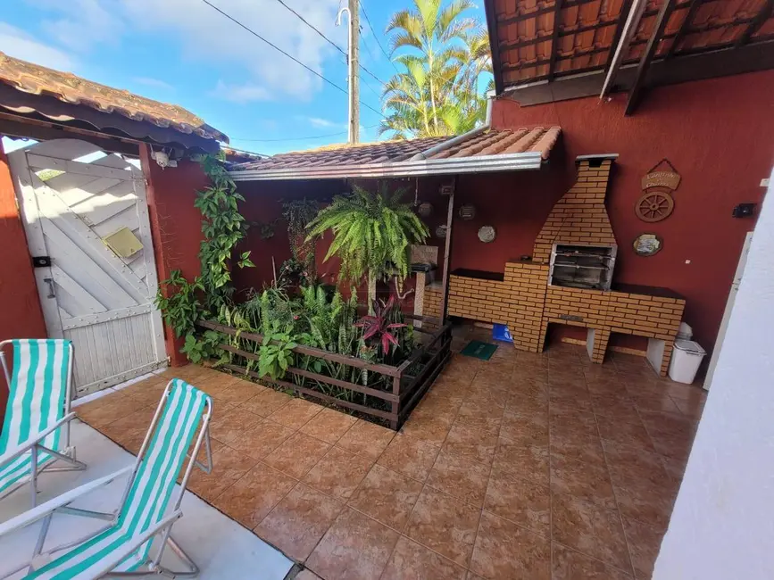 Foto 8 de Casa com 4 quartos à venda, 310m2 em Itanhaem - SP