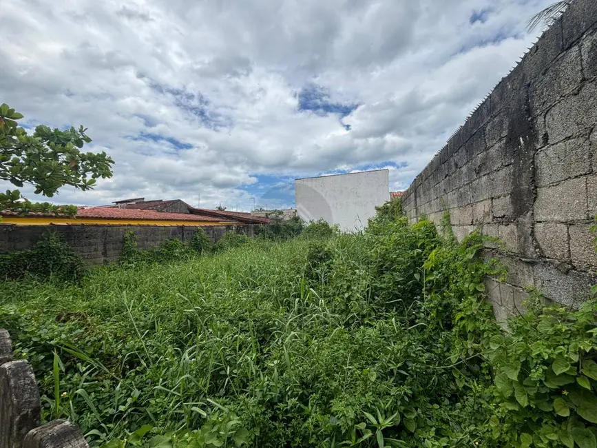 Foto 1 de Terreno / Lote à venda, 260m2 em Itanhaem - SP