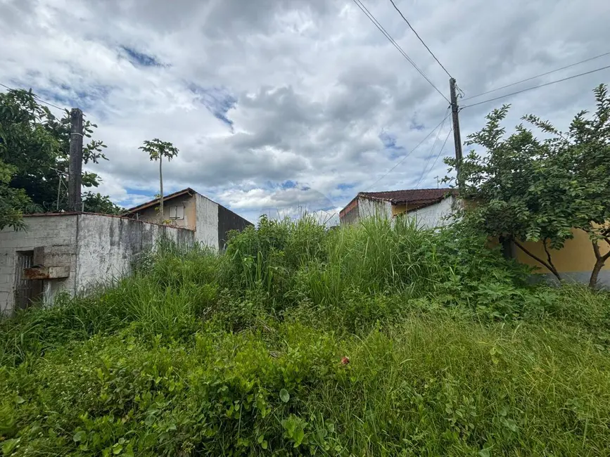 Foto 1 de Terreno / Lote à venda, 260m2 em Itanhaem - SP