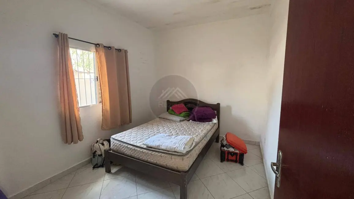 Foto 8 de Casa com 2 quartos à venda, 173m2 em Itanhaem - SP