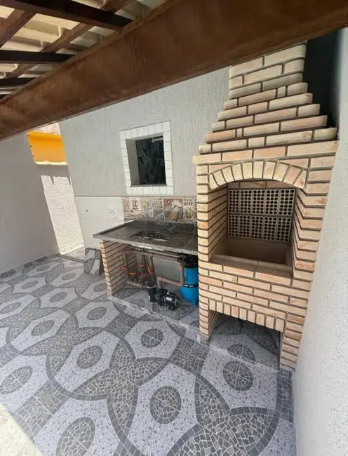 Foto 3 de Casa com 2 quartos à venda, 144m2 em Itanhaem - SP