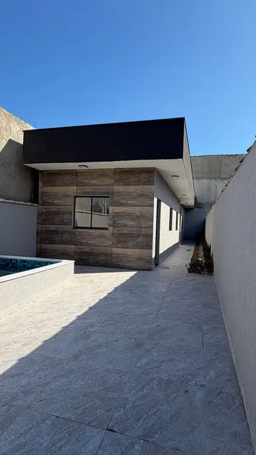 Foto 1 de Casa com 2 quartos à venda, 127m2 em Itanhaem - SP