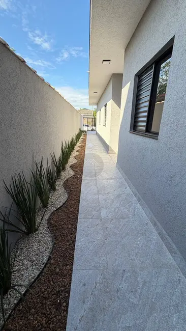 Foto 8 de Casa com 2 quartos à venda, 127m2 em Itanhaem - SP