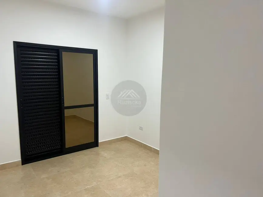 Foto 4 de Casa com 3 quartos à venda, 167m2 em Itanhaem - SP