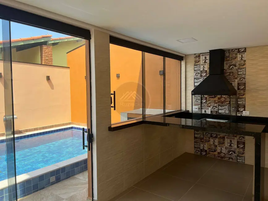 Foto 9 de Casa com 3 quartos à venda, 167m2 em Itanhaem - SP