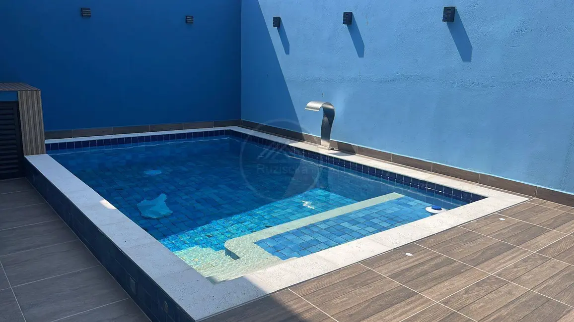 Foto 3 de Casa com 3 quartos à venda, 167m2 em Itanhaem - SP