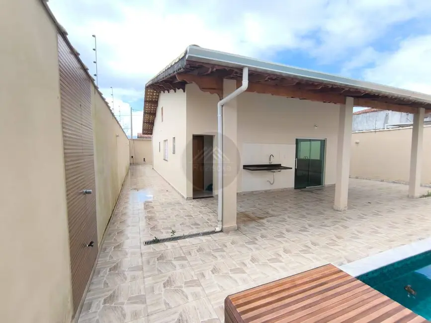 Foto 7 de Casa com 3 quartos à venda, 300m2 em Itanhaem - SP