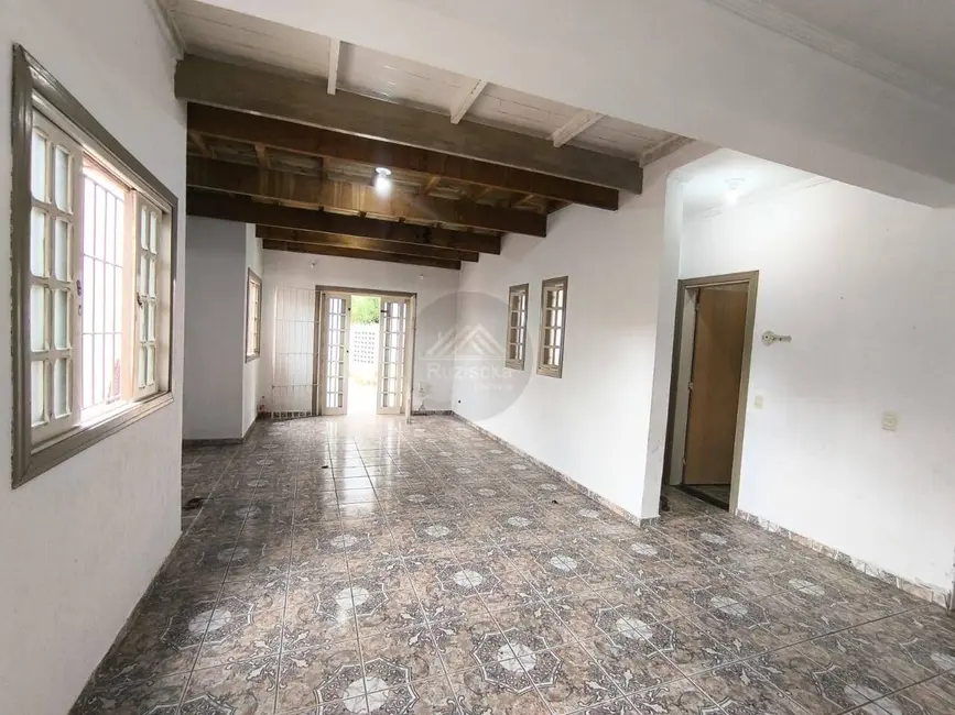 Foto 9 de Casa com 3 quartos à venda, 403m2 em Itanhaem - SP