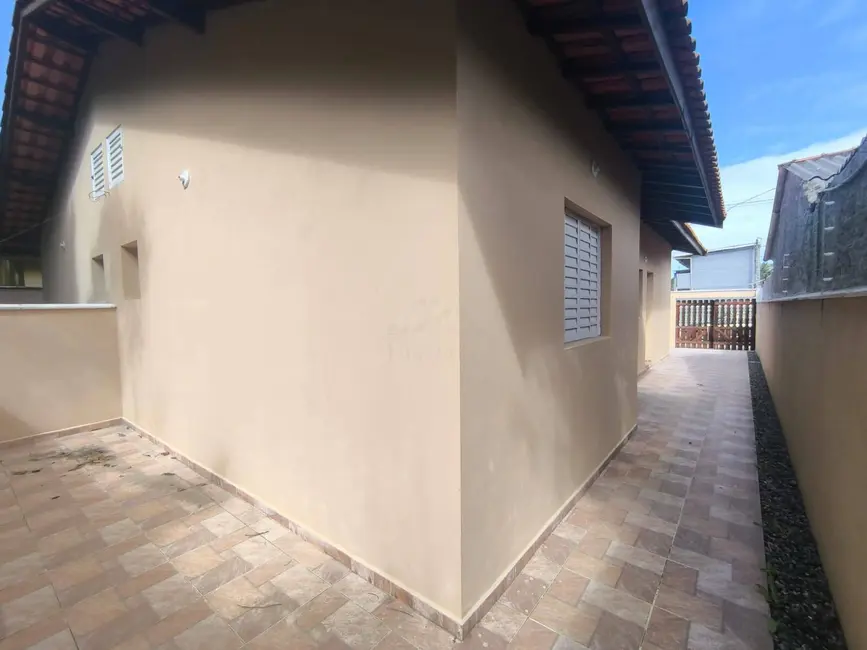 Foto 4 de Casa com 2 quartos à venda, 125m2 em Itanhaem - SP