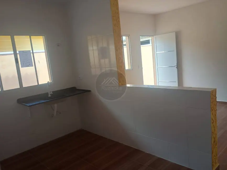 Foto 6 de Casa com 2 quartos à venda, 125m2 em Itanhaem - SP