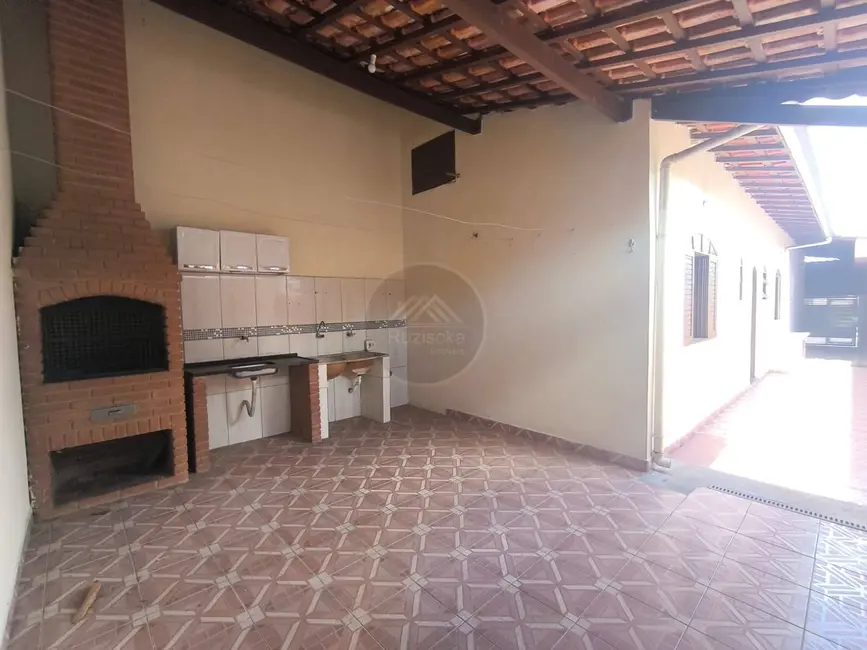 Foto 7 de Casa com 2 quartos à venda, 125m2 em Itanhaem - SP