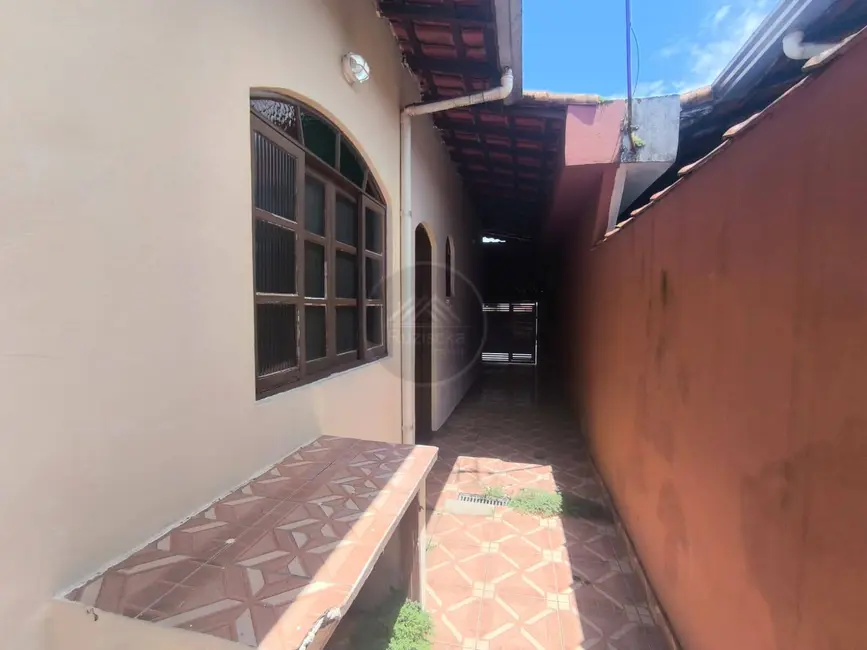 Foto 4 de Casa com 2 quartos à venda, 125m2 em Itanhaem - SP