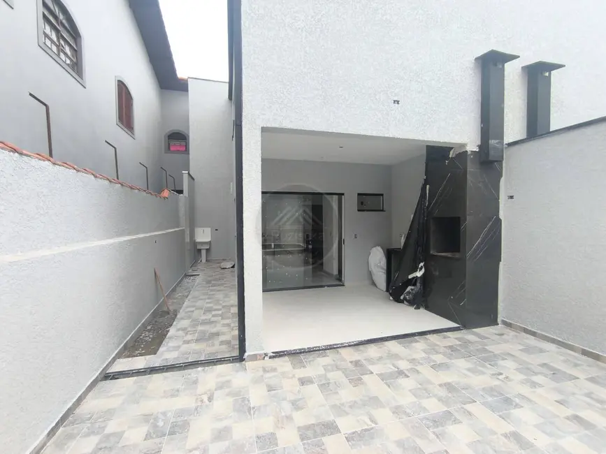 Foto 4 de Casa com 3 quartos à venda, 125m2 em Centro, Itanhaem - SP