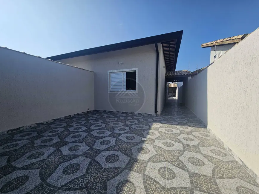 Foto 3 de Casa com 2 quartos à venda, 138m2 em Itanhaem - SP