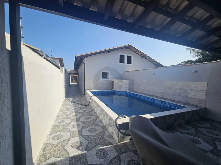 Foto 4 de Casa com 2 quartos à venda, 138m2 em Itanhaem - SP