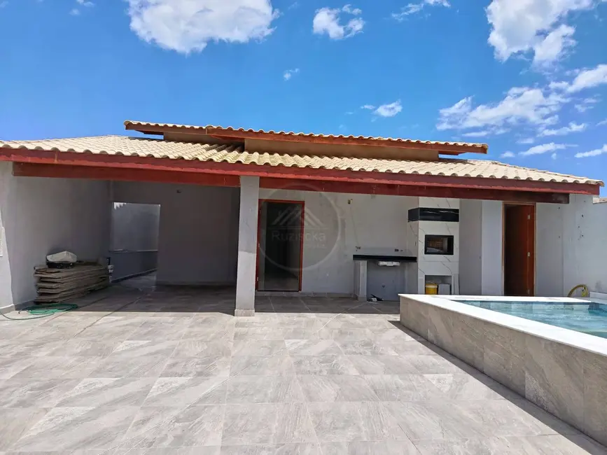 Foto 2 de Casa com 3 quartos à venda, 250m2 em Itanhaem - SP