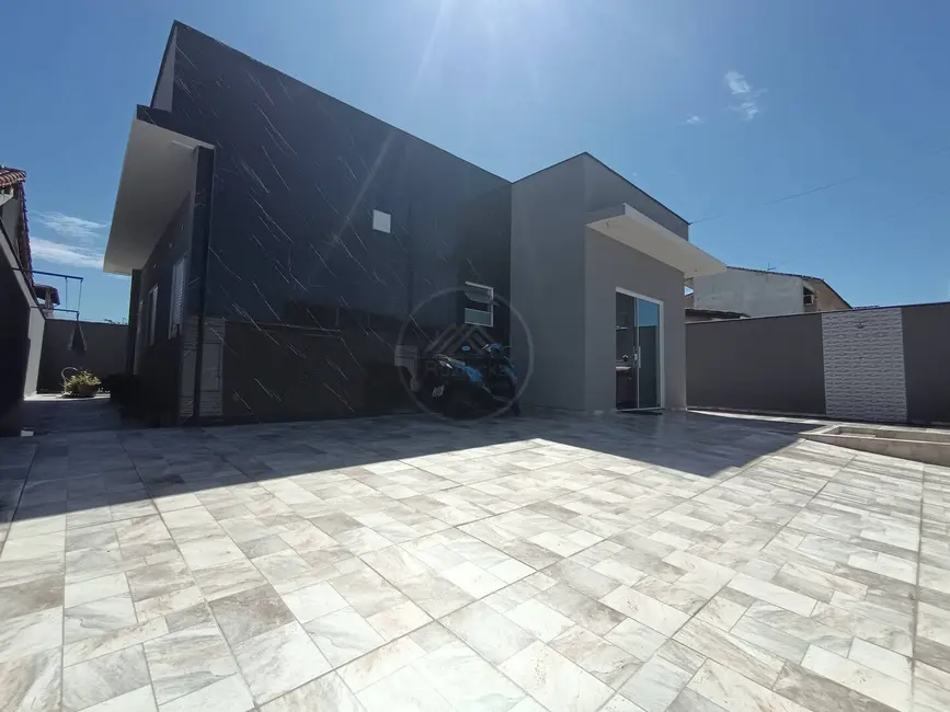 Foto 6 de Casa com 3 quartos à venda, 250m2 em Itanhaem - SP