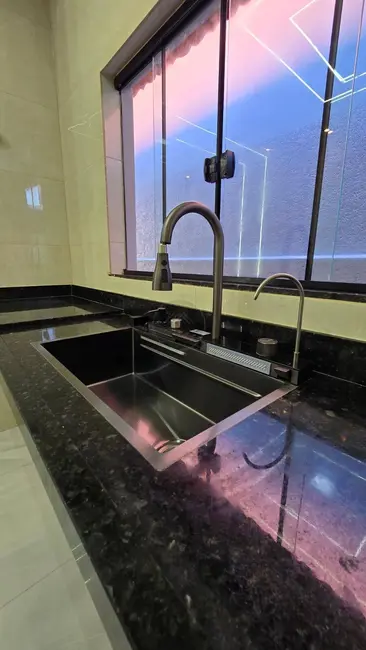 Foto 8 de Casa com 2 quartos à venda, 125m2 em Itanhaem - SP