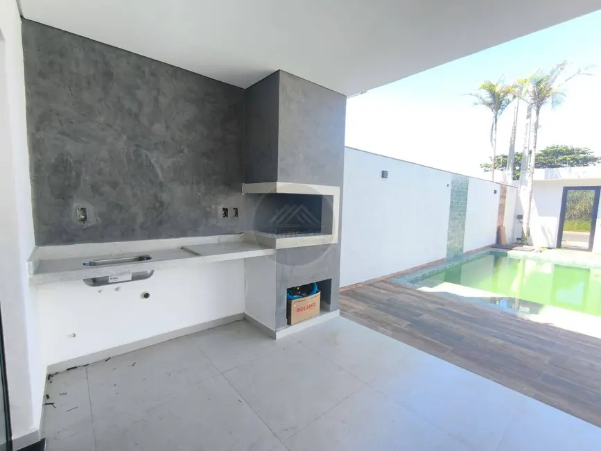 Foto 6 de Casa com 3 quartos à venda, 195m2 em Itanhaem - SP