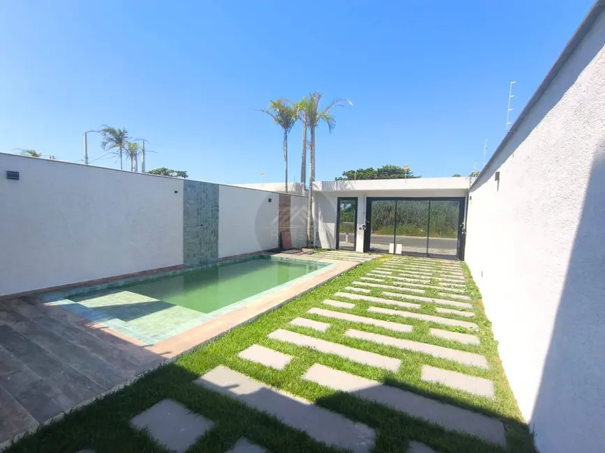 Foto 5 de Casa com 3 quartos à venda, 195m2 em Itanhaem - SP