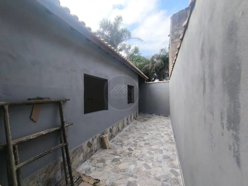 Foto 5 de Casa com 2 quartos à venda, 166m2 em Itanhaem - SP