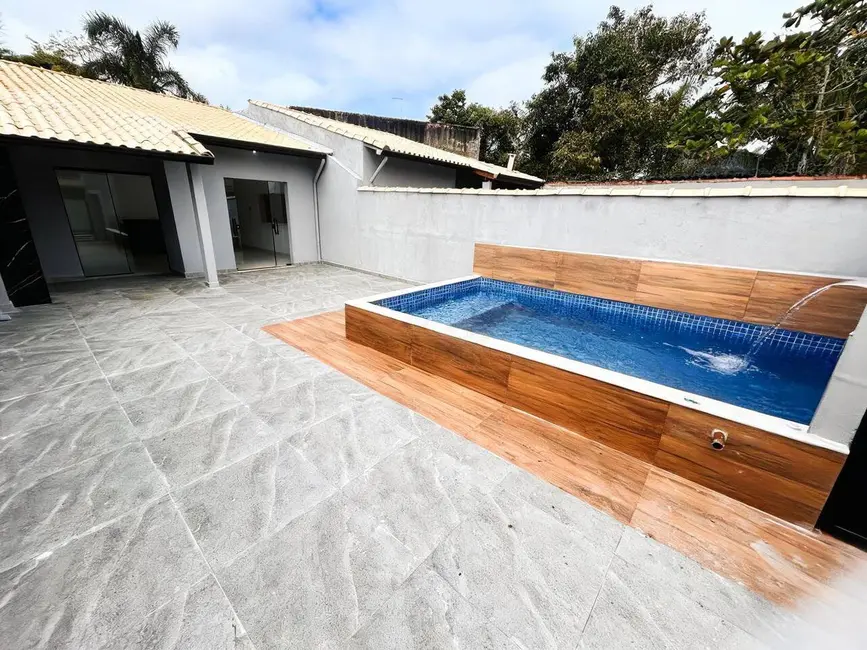 Foto 6 de Casa com 2 quartos à venda, 166m2 em Itanhaem - SP